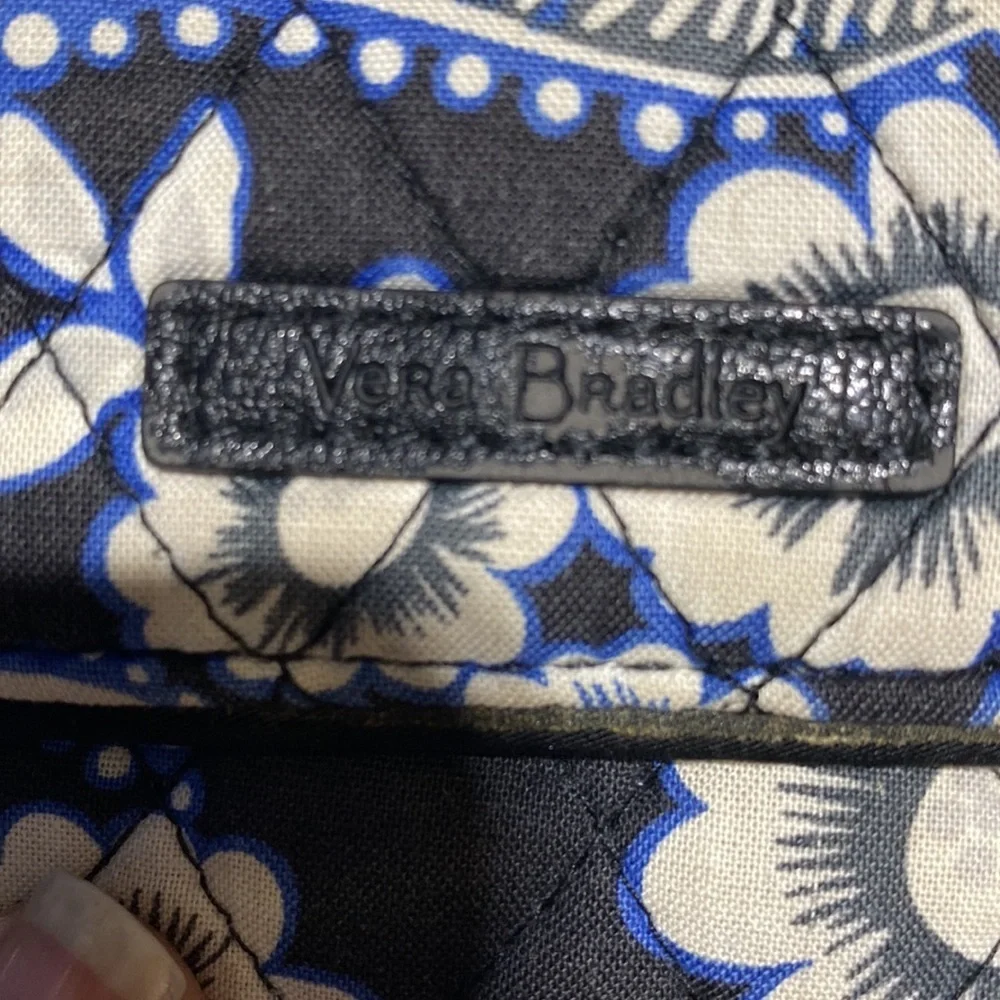Vera Bradley Handbag Wallet​​​ - Picture 2 of 9